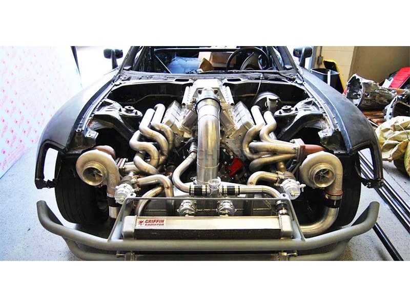 008. Applicazioni della macchina per flessione per tubi. SLS-800x600